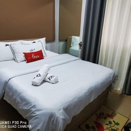 Staycation Condotel @ 150 Newport Pasay City مانيلا المظهر الخارجي الصورة